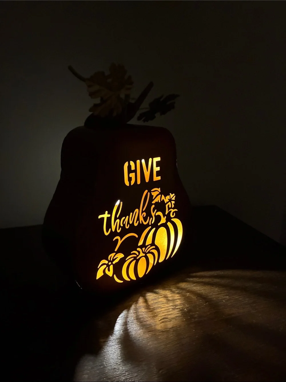 NWT-LED Light Up- Give Thanks-Orange Metal Pumpkin Decoration w/ Metal Leaves 🍁
